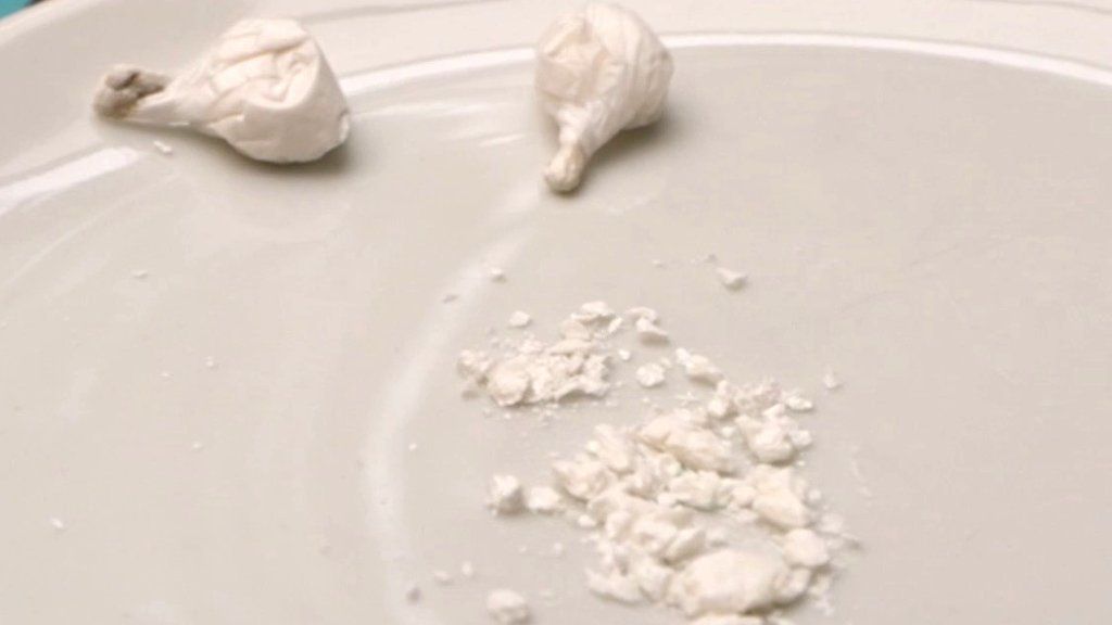 how to buy cocaine